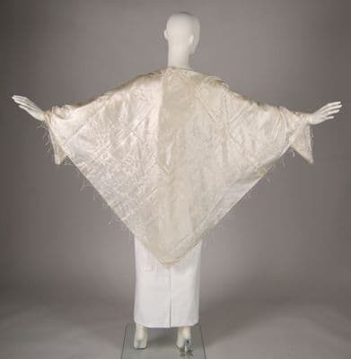 Cream Quilted Silk Diamond Pattern Shawl