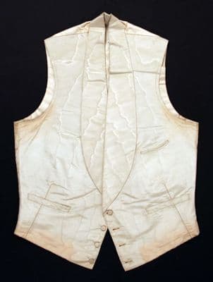 Cream Silk Gentleman's Fitted Waistcoat