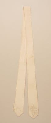 Cream Silk Wedding Cravat