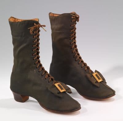 Olive Green Wool Felt Lace-Up Walking Boots