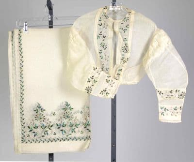 Cream Cotton Evening Stole with Green Floral Embroidery