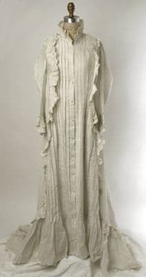 Ivory Cotton Lawn Negligée with Ruffled Trim