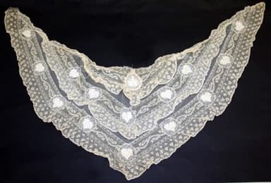 Cream Cotton Lace Triangular Fichu