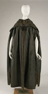 Black White Houndstooth Wool Hooded Cape