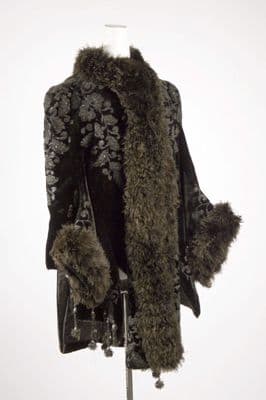 Dark Green Silk Brocade Fur-Trimmed Dolman Cape