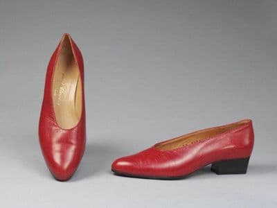 Red Leather Court Shoes with Lizard Embossing