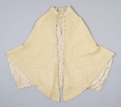Cream Wool Victorian Cape Mantle