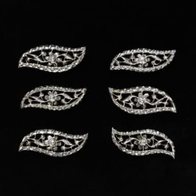 Silver Diamond Shuttle-Shaped Dress Ornament