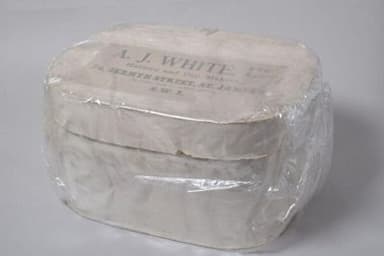 Cream Cardboard Cylindrical Top Hat Box