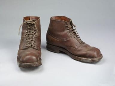 Brown Leather High Ankle Ski Boots