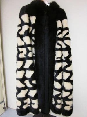 Black Cream Fur Patchwork Floor-Length Cape