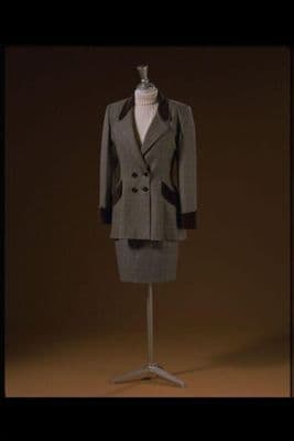 Charcoal Gray Wool Double-Breasted Power Suit