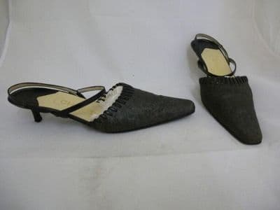 Grey Leather Pointed-Toe Slingback Mules with Black Stitching