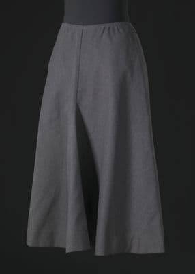 Charcoal Gray Wool Crepe Wide-Leg Culottes