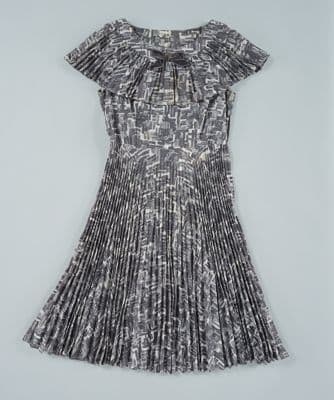 Pleated Grey White Geometric Print Dress