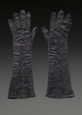 Black Leather Opera Gloves with Crinkled Texture
