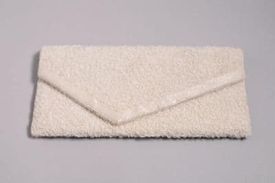 Beaded clutch handbag for a woman with a cotton handkerchief, Hong Kong, 1946-1970