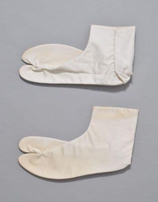 White Cotton Tabi Split-Toe Socks