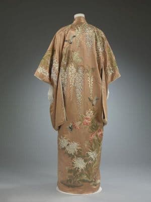 Embroidered Silk Kimono in Dusty Rose