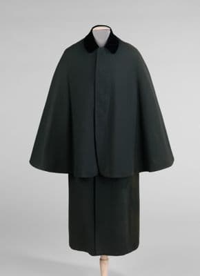 Forest Green Wool Evening Cloak with Black Velvet Collar