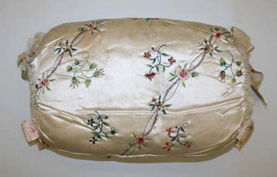 Cream Silk Embroidered Floral Muff with Metallic Threading